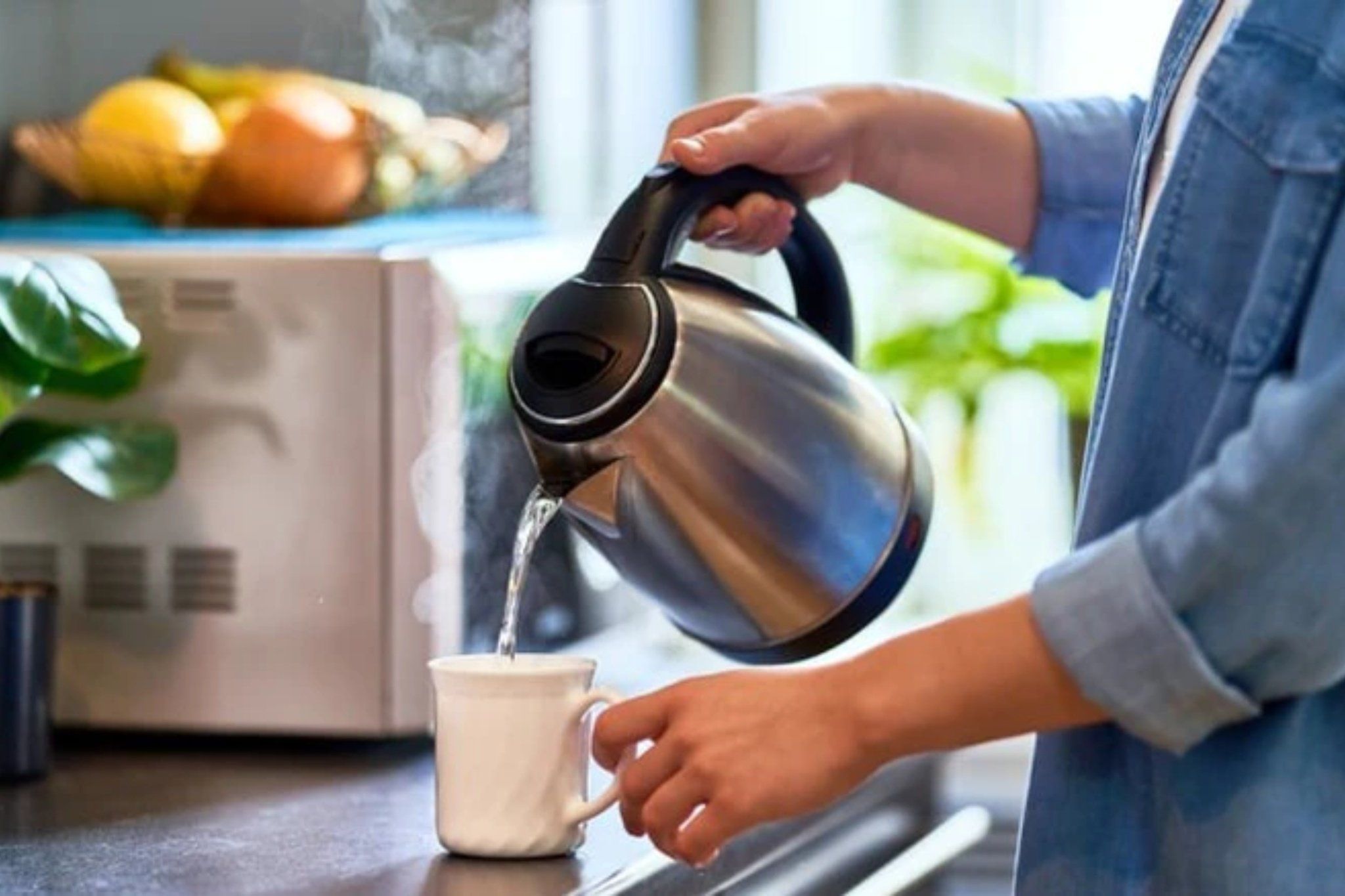 CÓ CẦN ĐUN SÔI NƯỚC ION KIỀM ĐỂ UỐNG HAY KHÔNG?