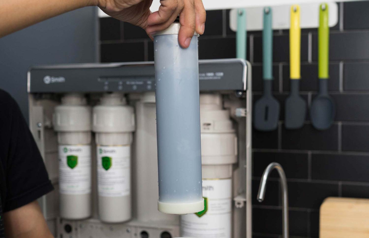 Dấu hiệu máy lọc nước AO Smith cần thay lõi ngay