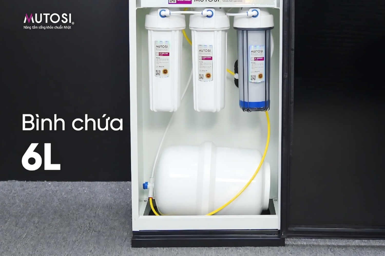 Bình chứa tổng dung tích 6 lít phục vụ đủ nước cho gia đình từ 3 - 4 người