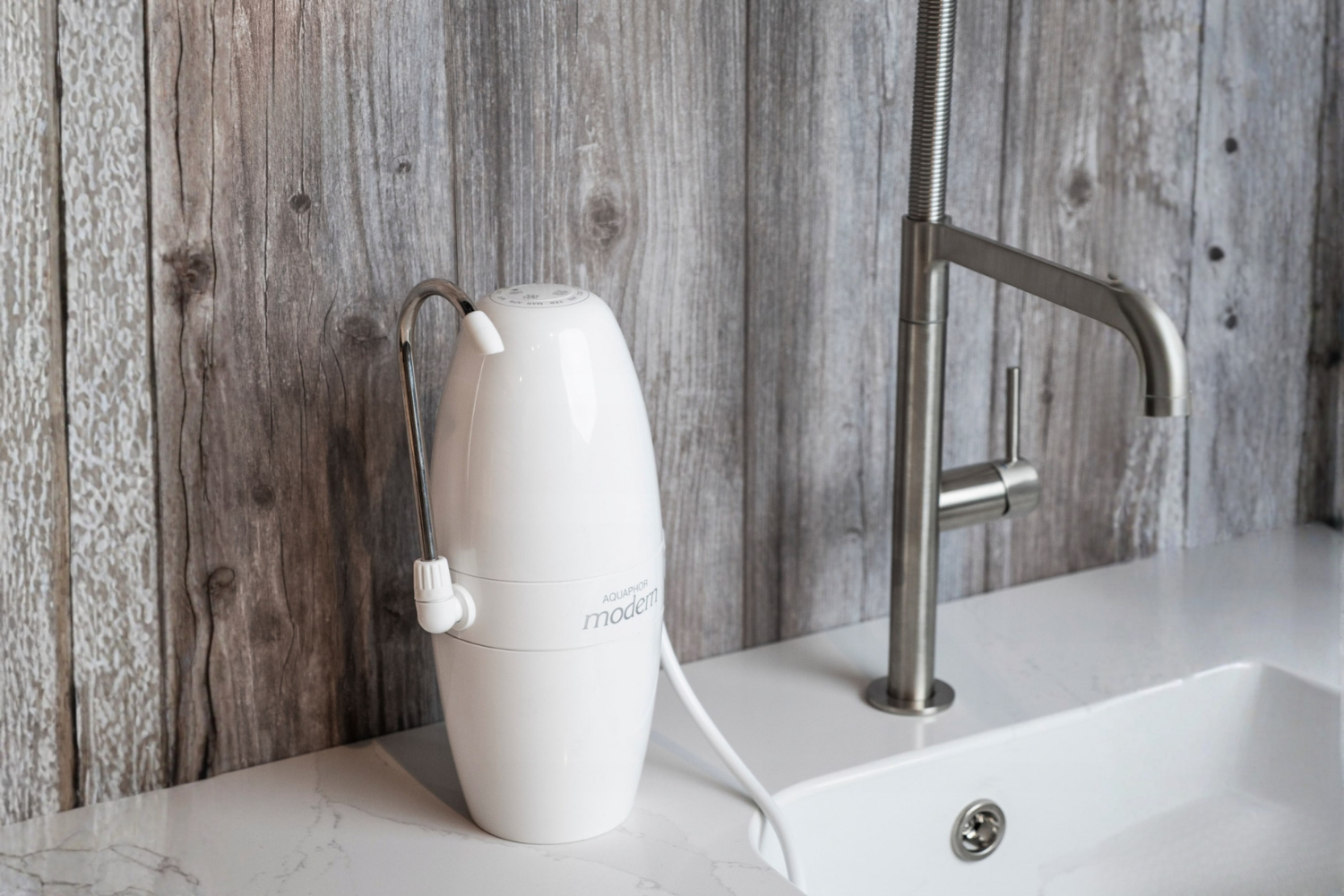 Máy lọc nước Aquaphor Modern (AO 05) sở hữu thiết kế tinh gọn