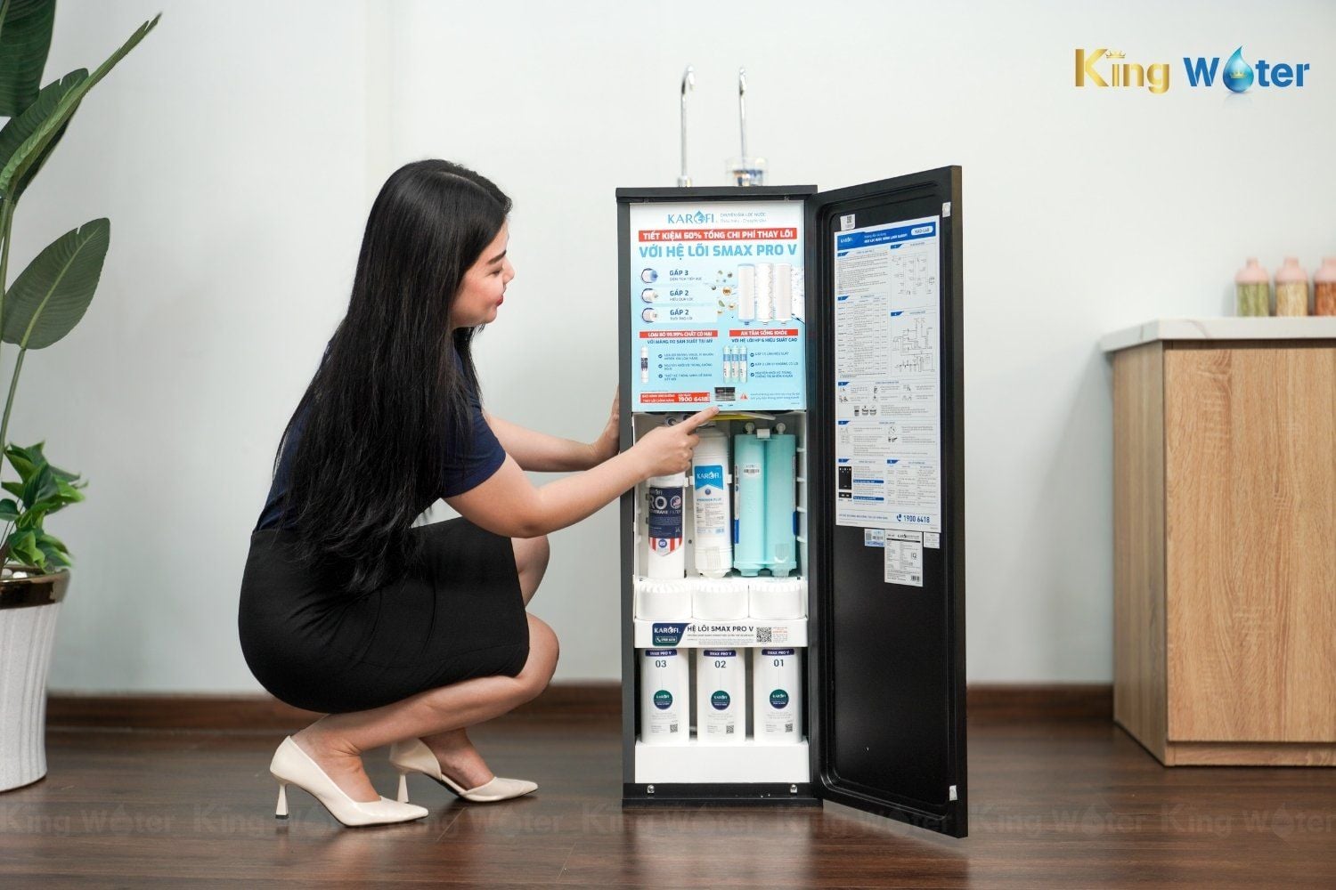 Máy lọc nước nóng lạnh KAD-L68 trang bị 11 lõi lọc Smax