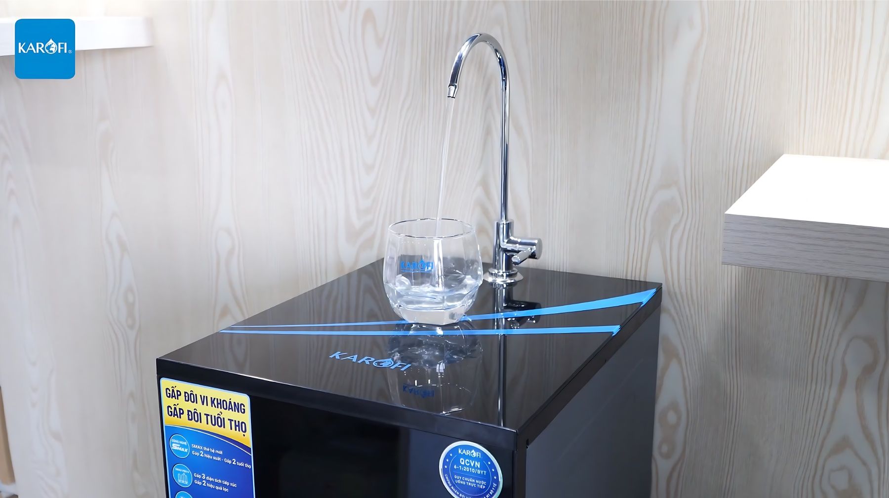 Vòi nước vặn cơ học của Karofi làm từ kim loại không gỉ