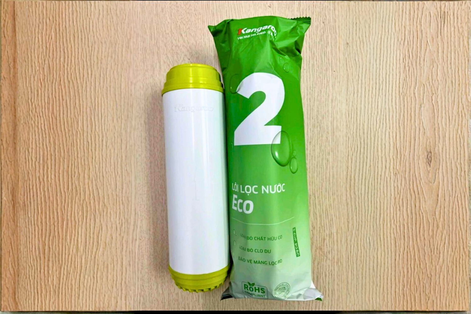 Lõi số 2 sử dụng than hoạt tính gáo dừa dạng hạt (GAC), chứa trong một vỏ nhựa PP kín