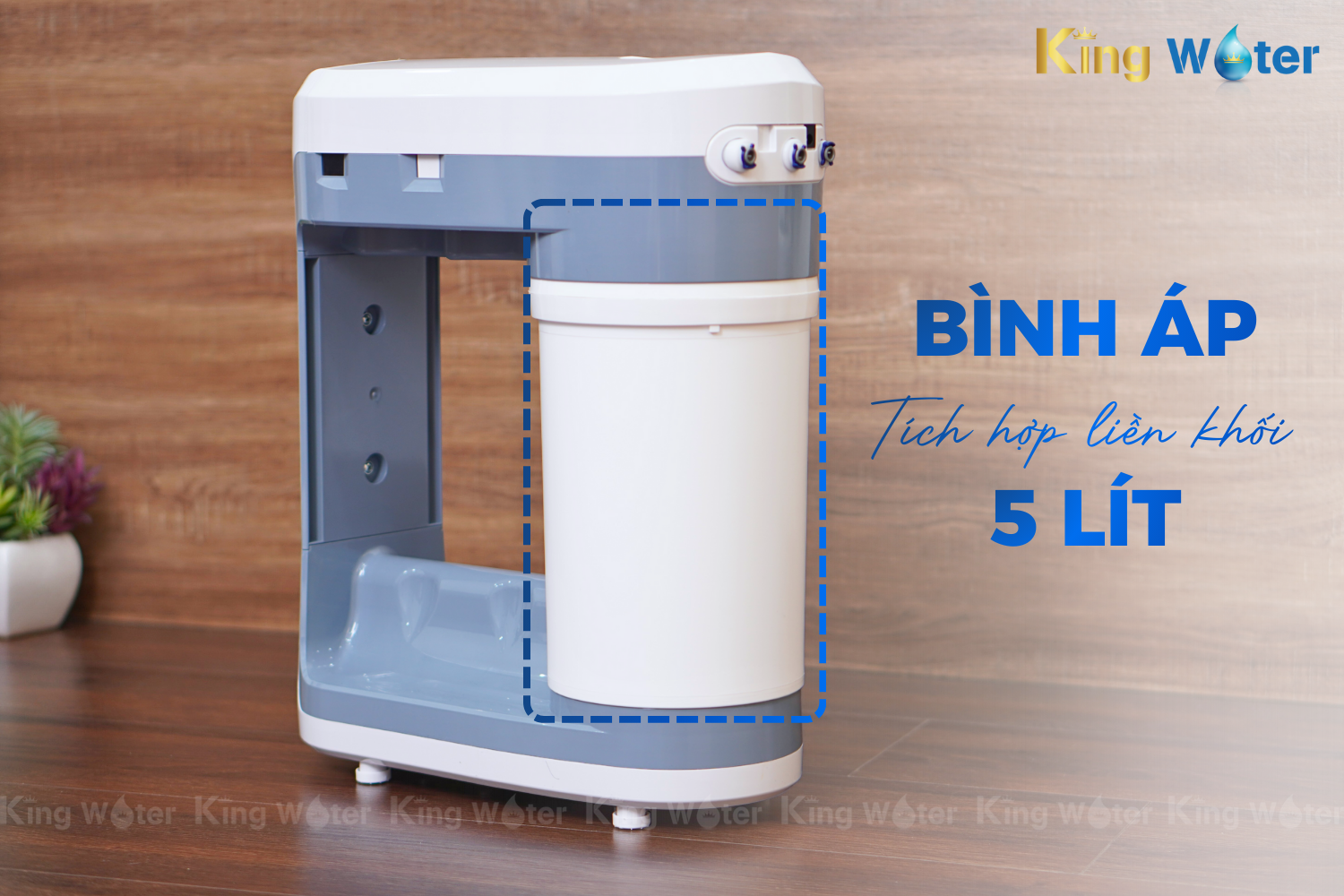 Aquaphor&nbsp;RO 202S sở hữu bình chứa 5 lít được tích hợp liền khối