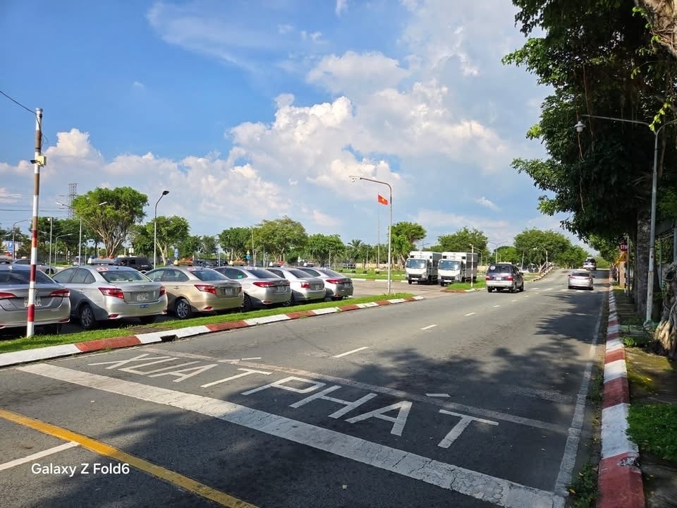 HỌC LÁI XE Ô TÔ CHO NGƯỜI MỚI BẮT ĐẦU – LỘ TRÌNH TỪ CON SỐ 0 ĐẾN KHI CÓ BẰNG TẠI SAO VIỆT