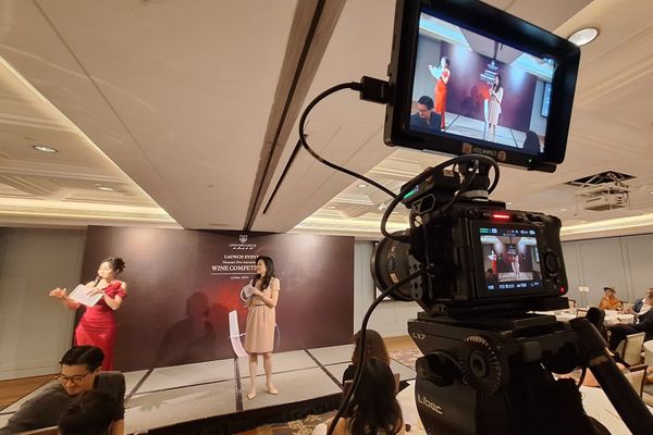 Gala dinner IVY AMBASSADEUR tỏa sáng qua từng góc máy nghệ thuật - Quay chụp ảnh sự kiện