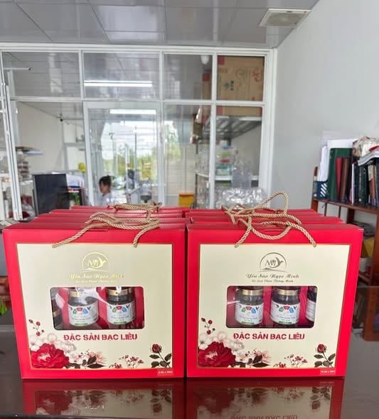 NGƯỜI BỊ UNG THƯ CÓ NÊN ĂN TỔ YẾN KHÔNG?