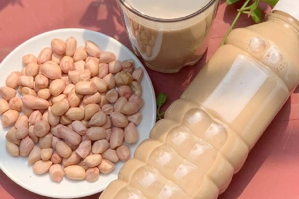 Người bị mỡ máu cao có nên ăn lạc (đậu phộng) không?
