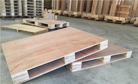 Pallet LVL 1100x1100mm Giải Pháp Đóng Gói Linh Hoạt Cho Chuỗi Cung Ứng