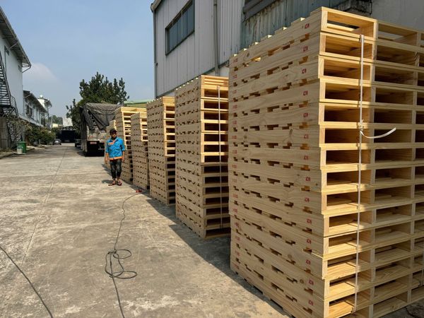 Pallet Gỗ Miền Bắc: Quy Cách Chuẩn Cho Khu Công Nghiệp & Xuất Khẩu 2026