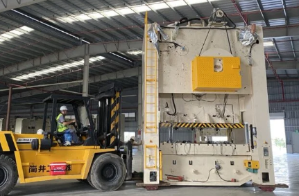 Đóng Kiện Thiết Bị Công Nghiệp Cho Di Dời Kho Xưởng Tại Bình Phước