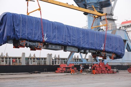 Lashing Hàng Máy Móc, Sắt Thép An Toàn Trên Tàu Biển