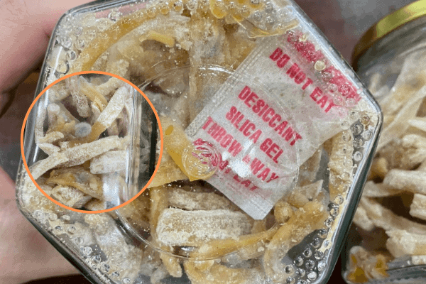 Mứt Vẫn Bị Nấm Mốc Mặc Dù Đã Dùng Gói Hút Ẩm Silicagel