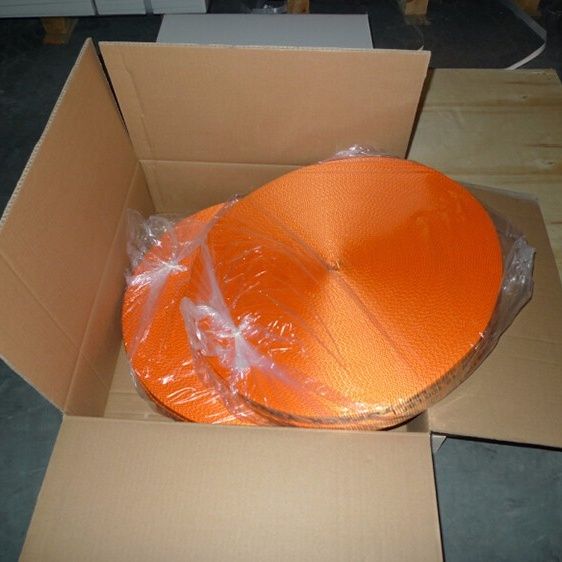 Ứng Dụng Dây Đai Vải Polyester SPLASH Trong Đóng Gói Hàng Nặng