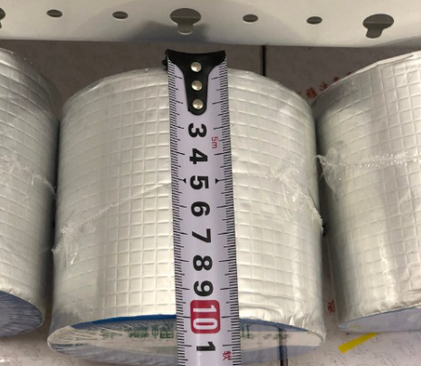 Băng Keo Butyl Là Gì? Ưu Điểm So Với Silicone Chống Thấm