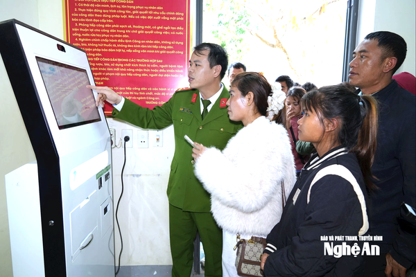 Kiosk chuyển đổi số tại xã Mường Xén, Nghệ An – thêm điểm chạm số phục vụ người dân