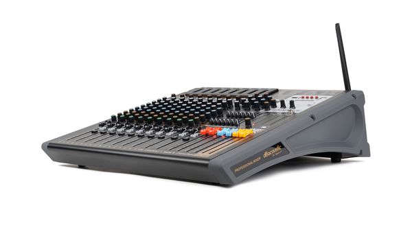 Mixer dBacoustic MXF12