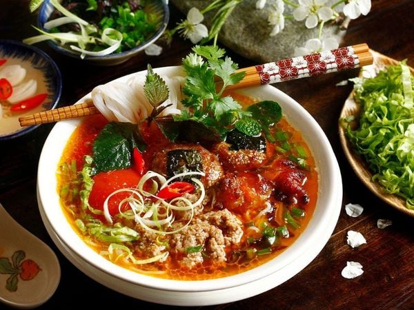 Cốt lẩu riêu cua và 4 bí mật phía sau khiến ai cũng muốn ăn thêm