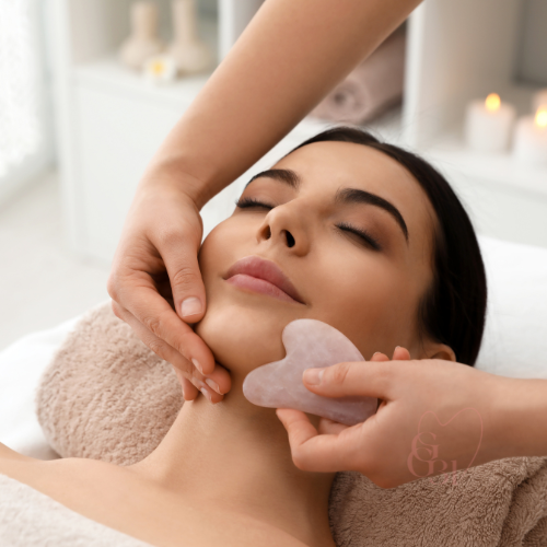 Cách massage mặt tại nhà giúp da đàn hồi, tươi trẻ (hướng dẫn đúng cách cho người mới)