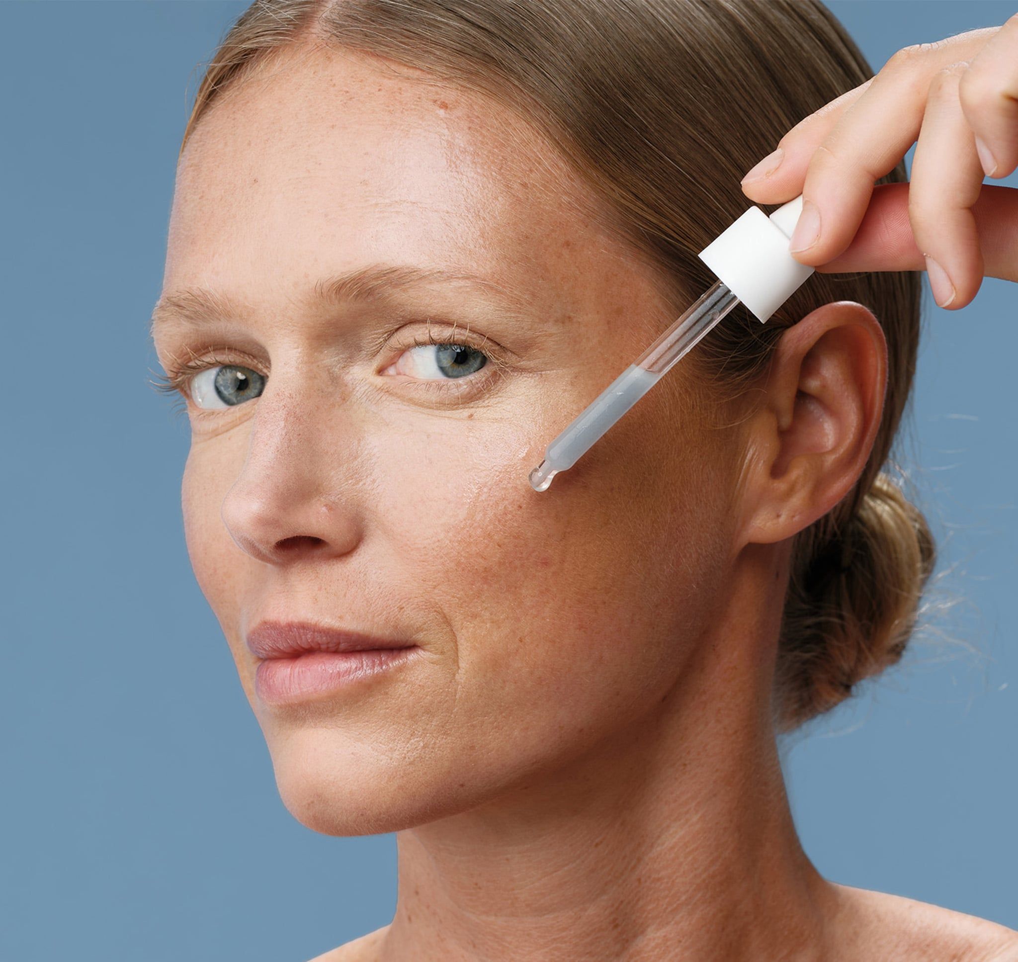 comfort zone model skin collagen serum