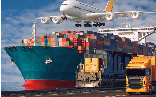 Khi Nào Nên Thuê Freight Forwarder Thay Vì Tự Làm XNK?