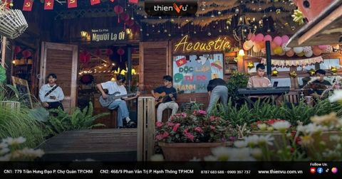 So Sánh Sự Khác Biệt Âm Thanh Hội Trường Và Acoustic Chi Tiết