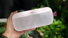 So sánh JBL Flip 7 và Bose SoundLink Flex 2: Đâu là lựa chọn đáng mua?