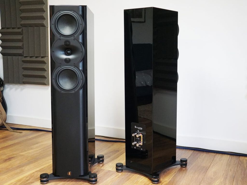 Loa-Cot-Perlisten-R5T-Chinh-Hang