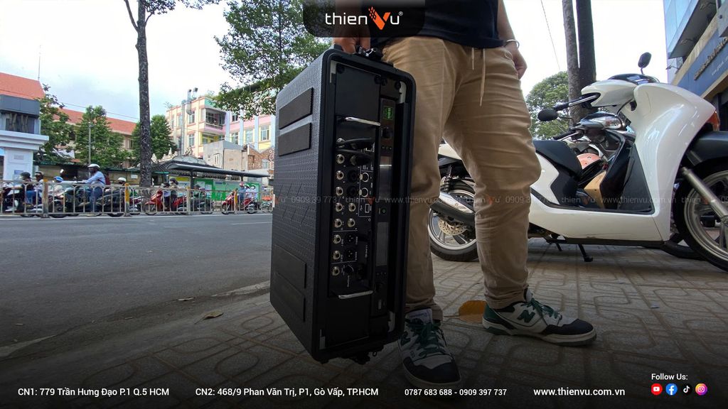 Mua-Mixer-Digital-12-Input-Midas-gia-tot