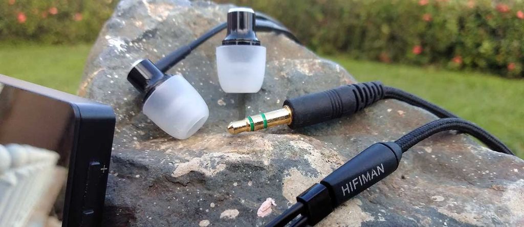 Tai-nghe-HiFiMan-RE-600S-V2-chat-am