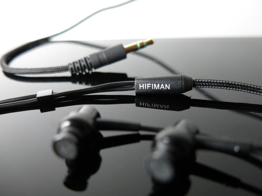Tai-nghe-HiFiMan-RE-600S-V2
