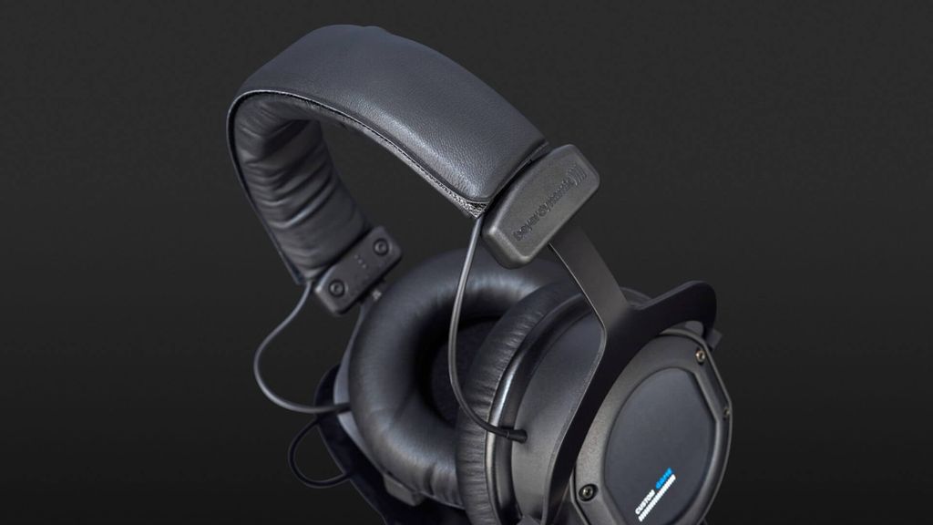 am-thanh-an-tuong-tai-nghe-beyerdynamic-custom-game-chinh-hang