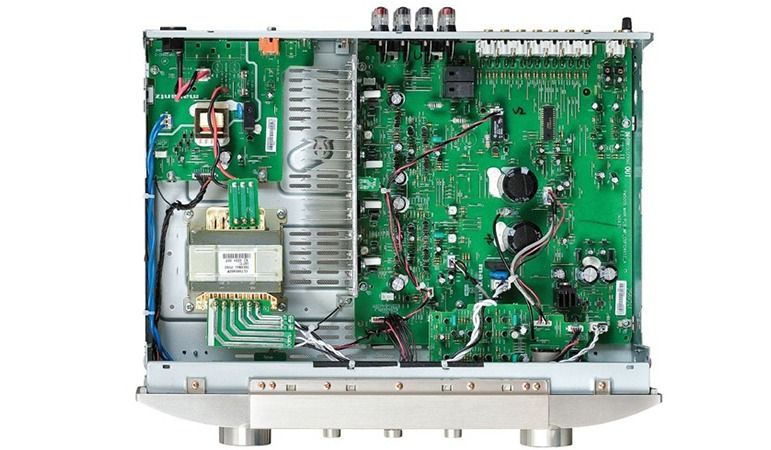 Amply Marantz PM5005 