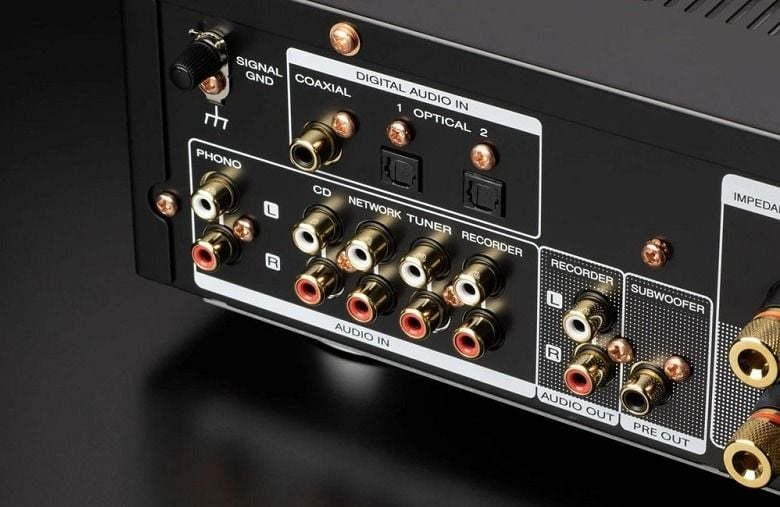 Amply Marantz PM6007