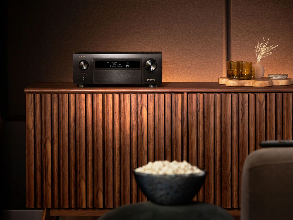 amply-xem-phim-denon-avc-x6800h-hien-dai