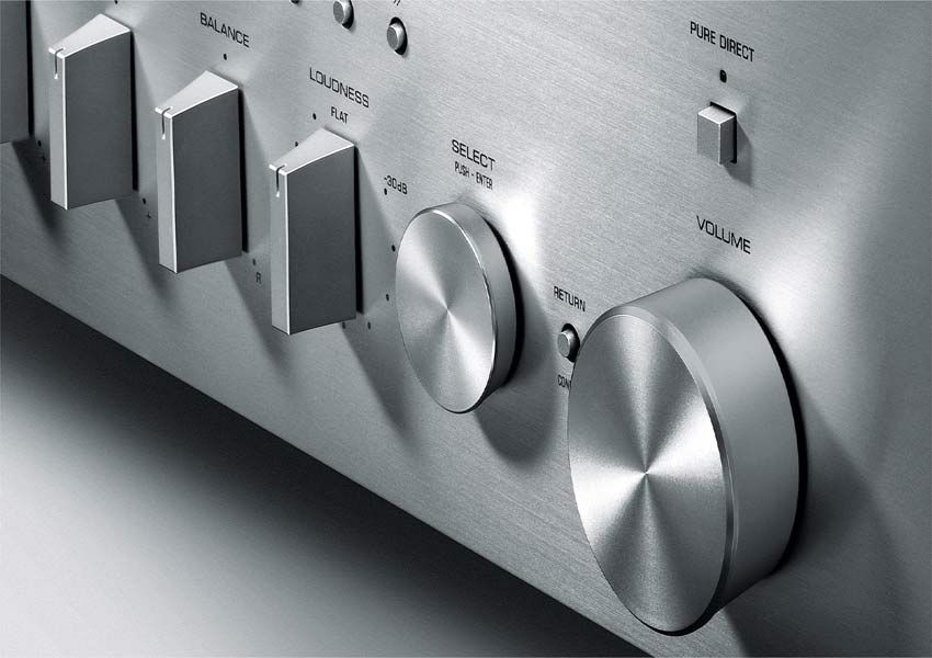 Chi tiết amply yamaha r-n803