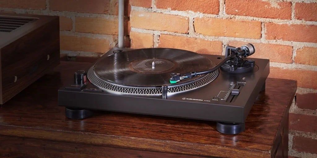 mam-dia-than-audiotechnica-at-lp120xusb-gia-tot