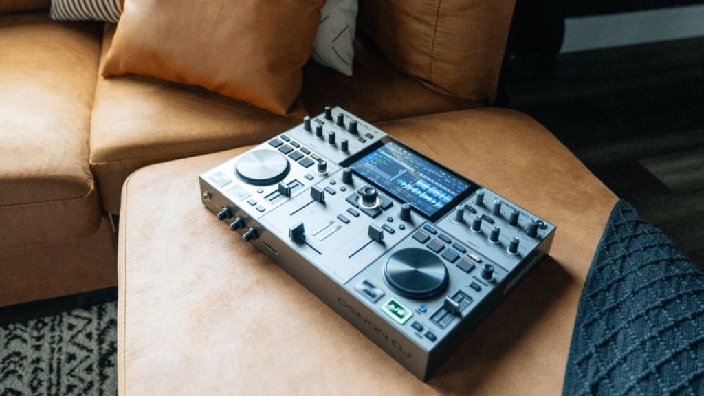 ban-dj-denon-prime-g-plus-chinh-hang