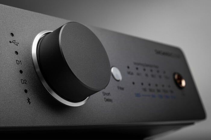 bo-giai-ma-dhc-headamp-cambridge-audio-dacmagic-200m-hang-nhap-khau-1