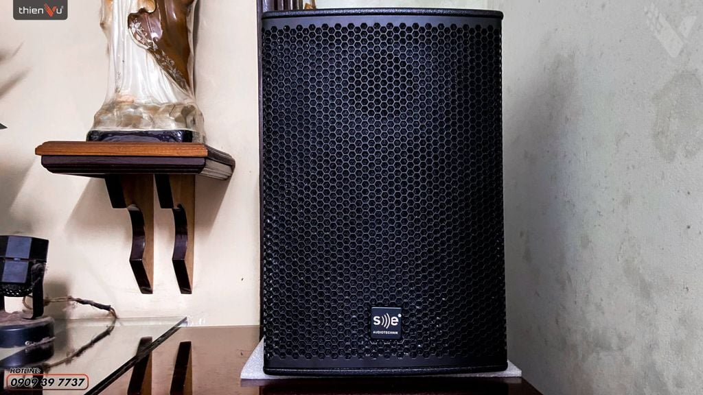 can-canh-loa-karaoke-se-audiotechnik-k-12-i-1