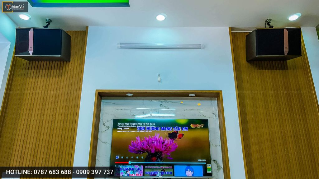 cung-cap-dan-loa-karaoke-jbl-ki512-chinh-hang