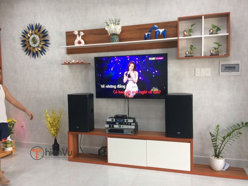 lắp đặt Micro karaoke SoundMix 599-Pro