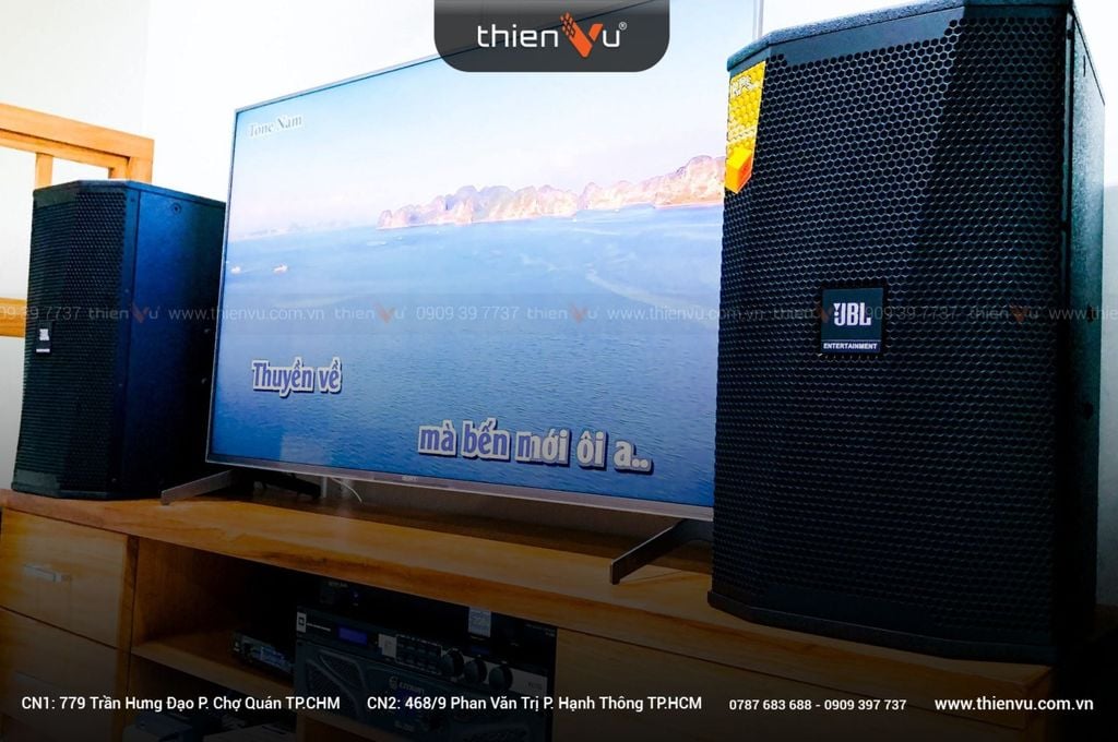 dan-karaoke-livestream-jbl-kps2