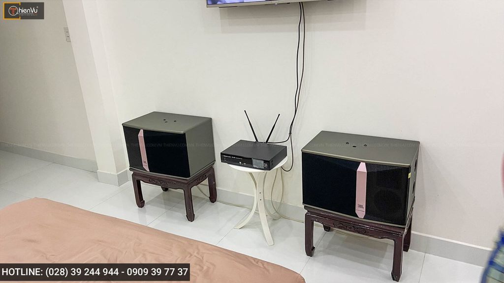 dan-loa-karaoke-jbl-ki512-thien-vu-audio