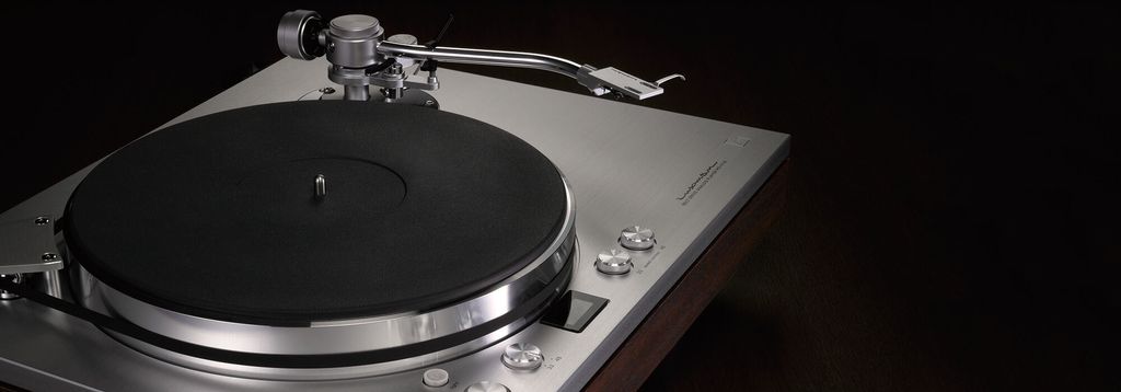 dau-dia-than-luxman-pd-171a-chinh-hang-gia-tot