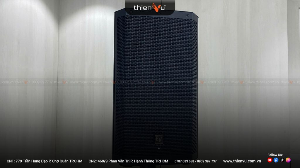 doi-ngu-thien-vu-thi-cong-dan-am-thanh-electrovoice-zlx-12p-g2