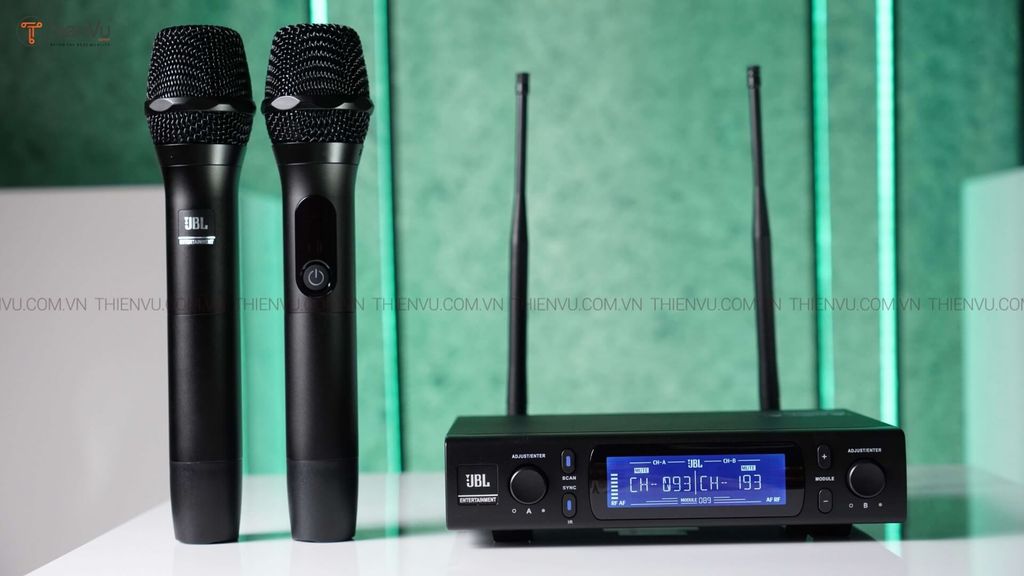 ket-noi-micro-karaoke-amply-chinh-hang