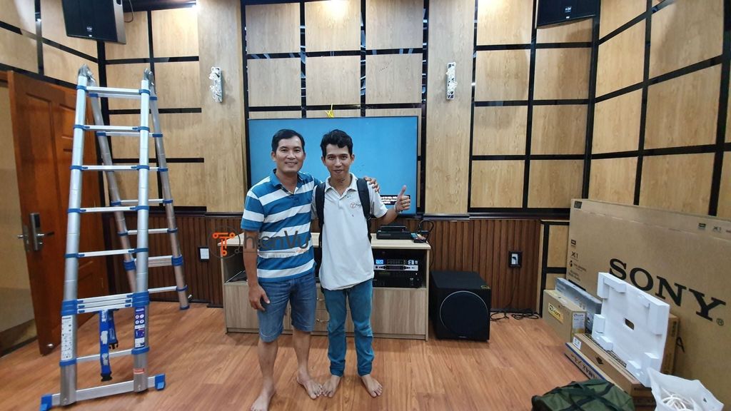 bàn giao dàn karaoke cho khách