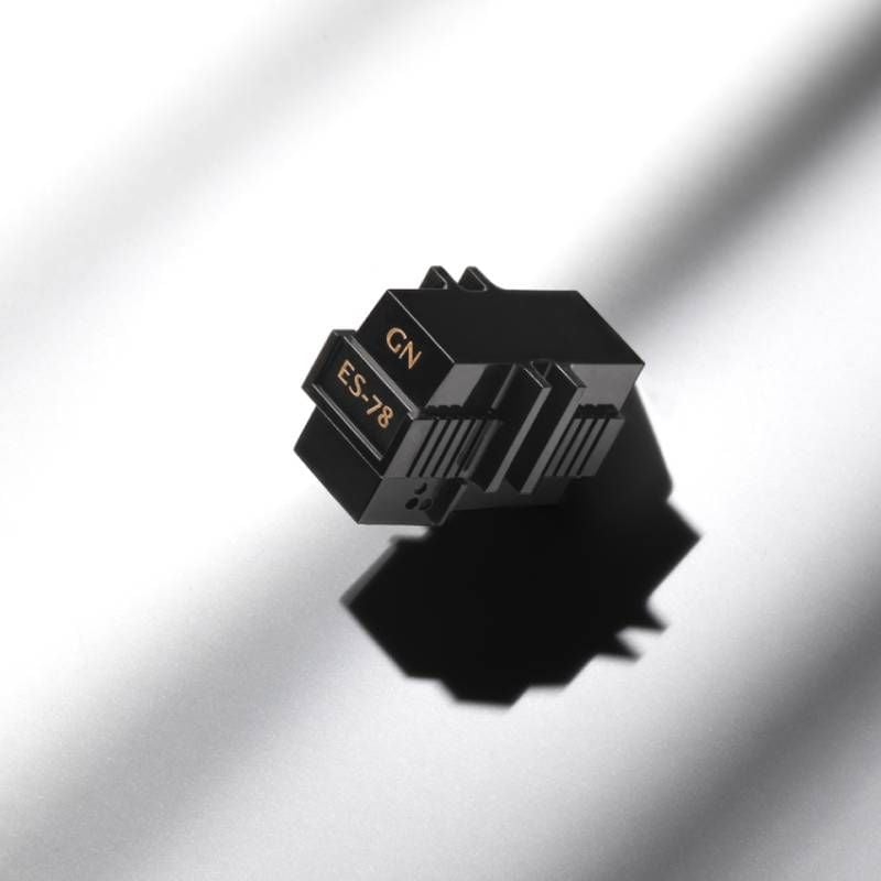 kim-mam-than-gold-note-es-78-mm-cao-cap