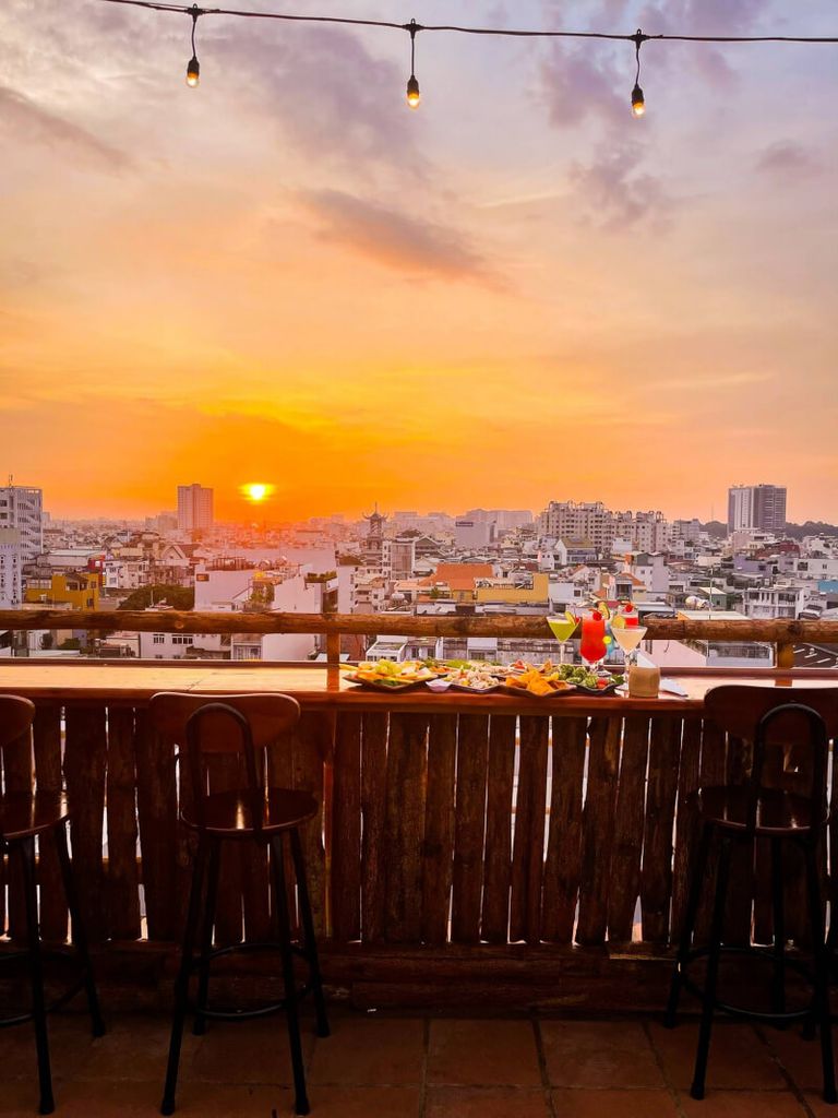 lang-thang-rooftop-sai-gon